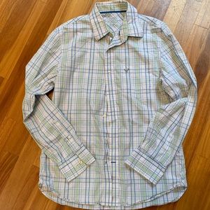 5 for $25 AE  Vintage fit button-down